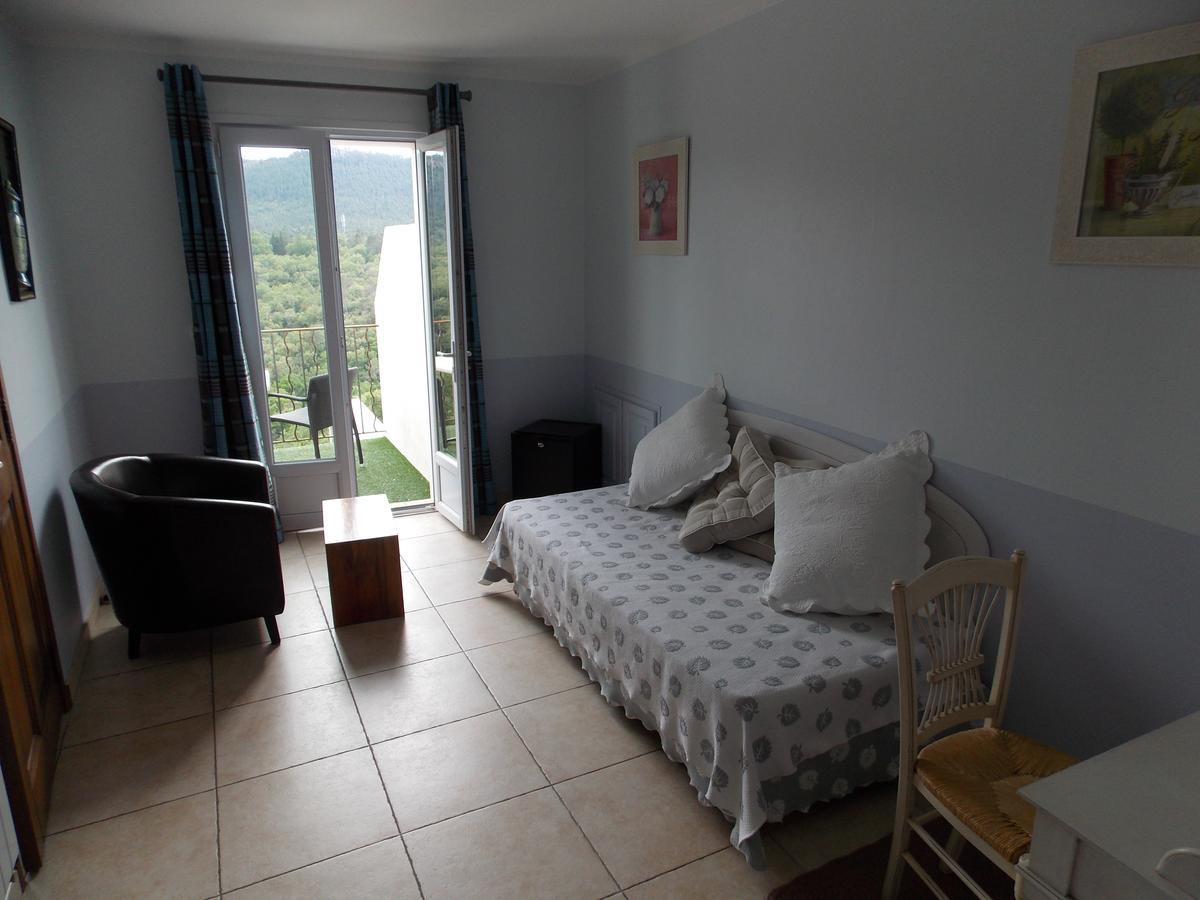 Bagnols-en-Forêt Au Relais Provencal酒店 外观 照片