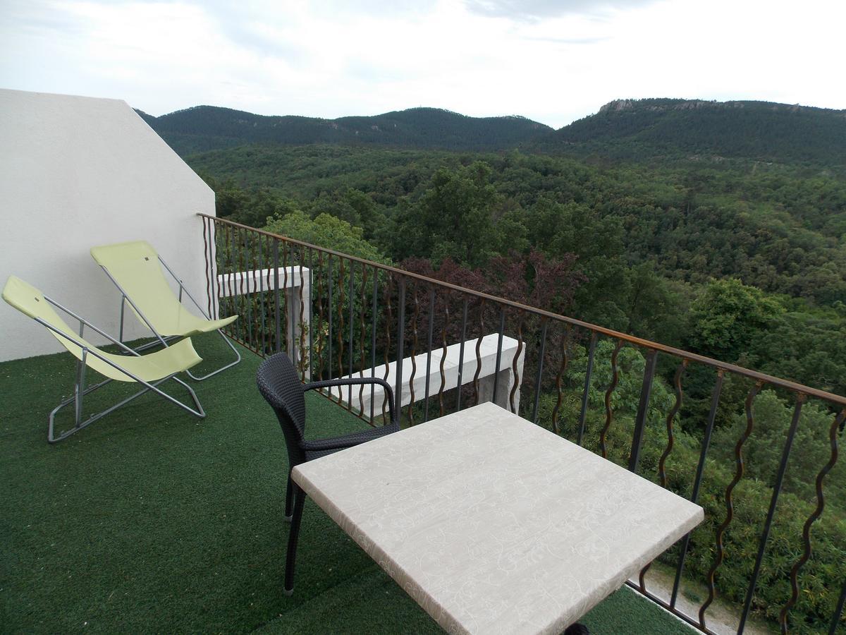Bagnols-en-Forêt Au Relais Provencal酒店 外观 照片
